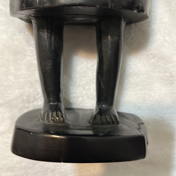 Hand carved Ebony Wood Statue - Picture 11 of 15